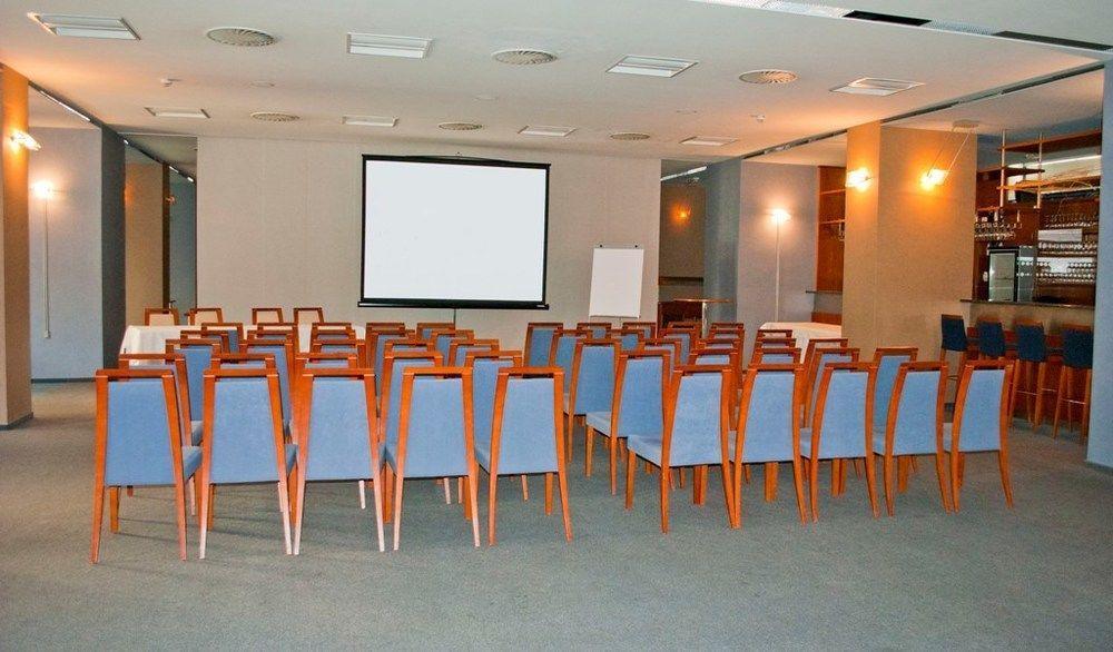 Garni G Hotel Pressburg Exterior foto